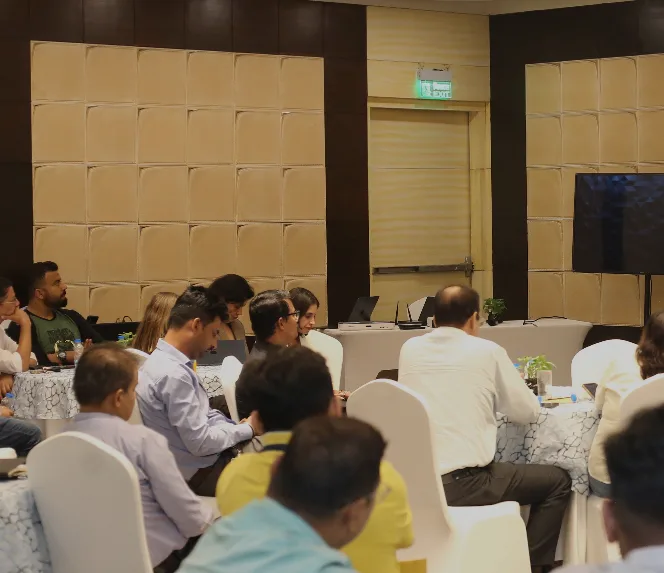 Full audience during a session